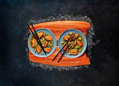 Trucha del Fiordo de Noruega en sashimi con salsa ponzu
