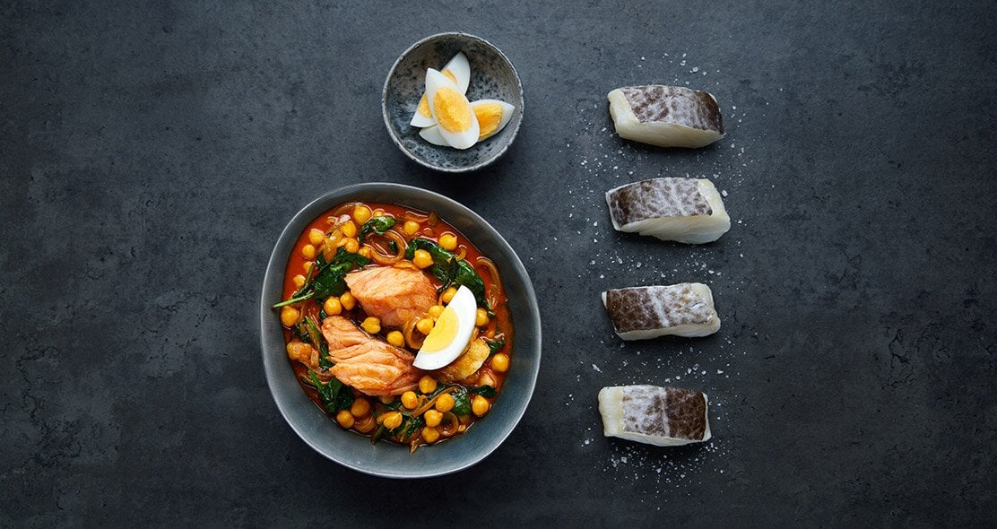 Potaje de vigilia con bacalao salado noruego